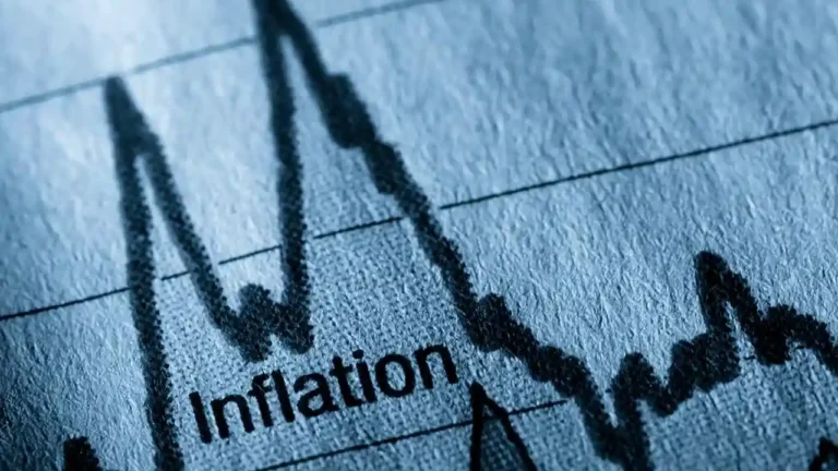 Global Personal Finance Navigates Inflation, BNPL Trends, and Stable Savings on July 8, 2025